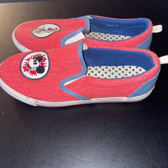 Disney x Junk Food Mickey Sneakers Size 6 Vacation Holiday Trip Souvenir - Picture 6 of 8